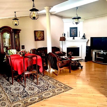 Polonia Tbilisi House Hotel Kültér fotó
