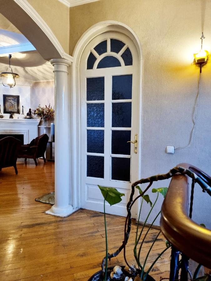Polonia Tbilisi House Hotel Kültér fotó