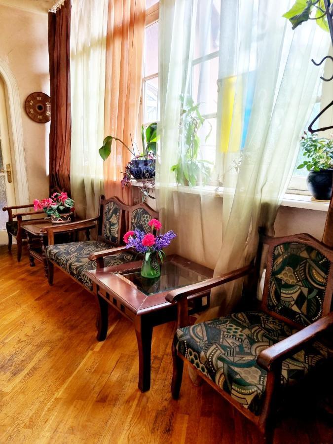 Polonia Tbilisi House Hotel Kültér fotó