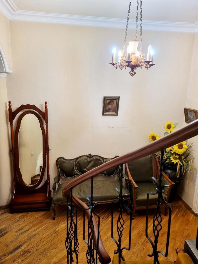 Polonia Tbilisi House Hotel Kültér fotó
